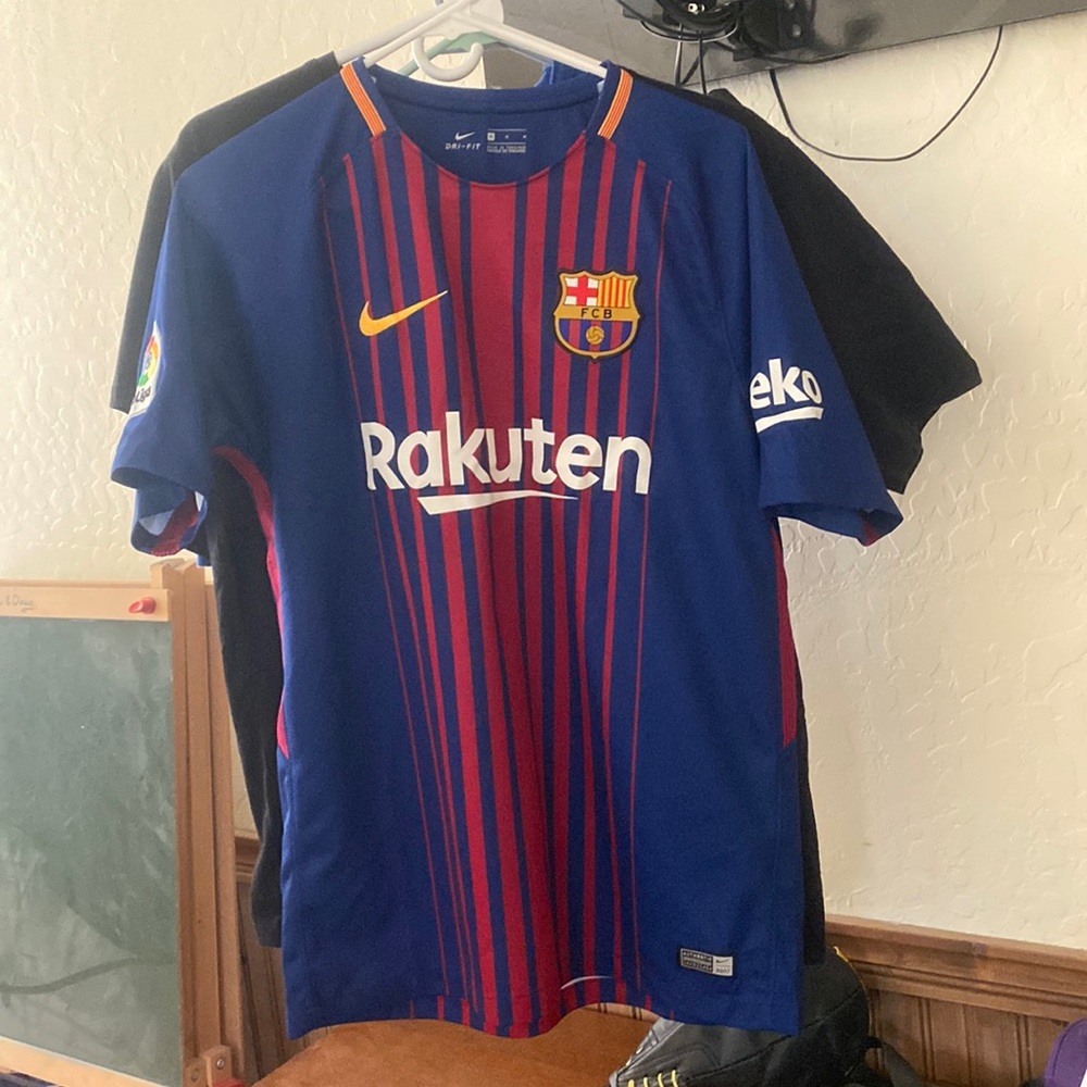 Dry-Fit Nike no name Barcelona Medium Jersey 2017  in good condition